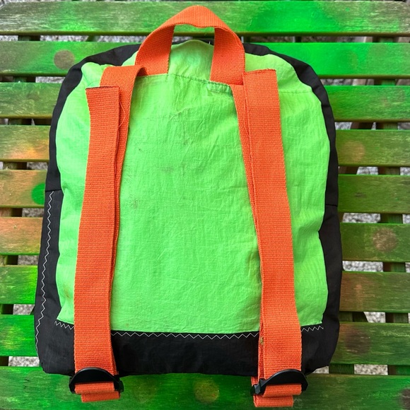 Soflo Riders Backpack made with repurposed kite - Picture 7 of 7